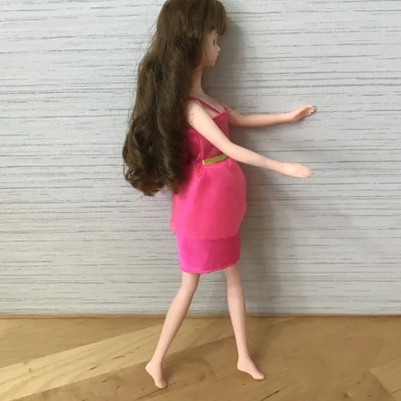 MIMI World Korean Fashion Doll - Picture 8 of 14